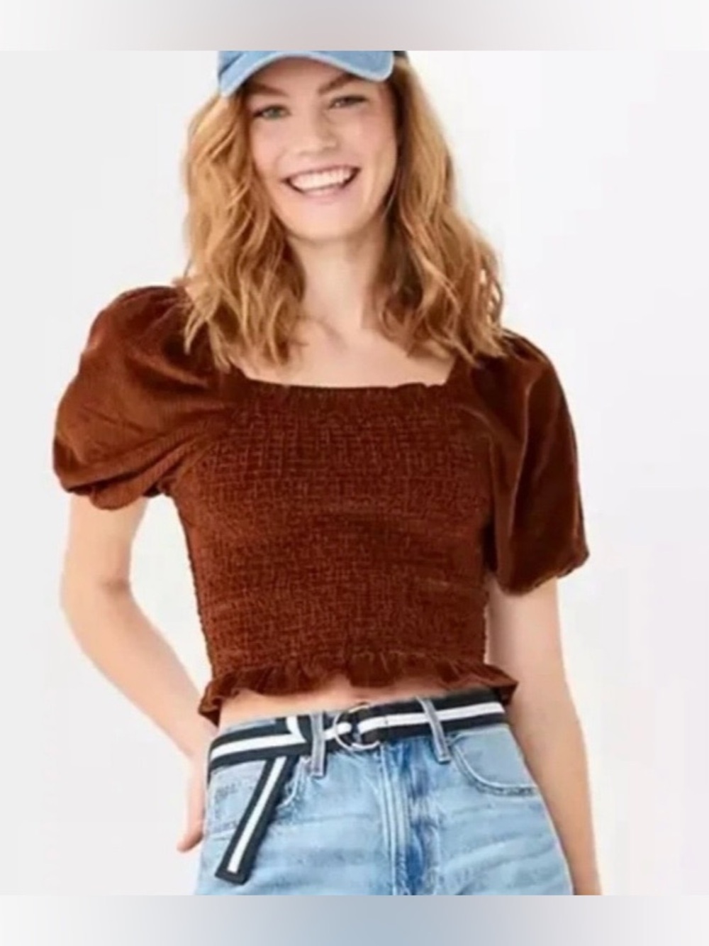 Small AE velour puff sleeve ruched top